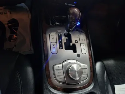 Hyundai Genesis 2008, 108148 км, за 3300000 KRW - фото 9
