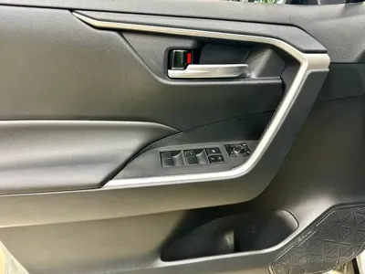 Toyota RAV4 2020, 72000 км, за 85800 CNY - фото 19