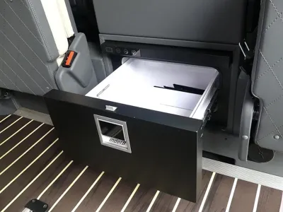 Mercedes-Benz Sprinter 2020, 54300 км, за 65000000 KRW - фото 9