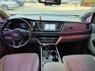 Kia Canival 2019, 152204 км, за 12900000 KRW - фото 9