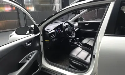 Kia Stonic 2018, 137984 км, за 7890000 KRW - фото 10