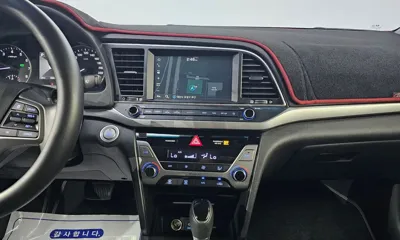 Hyundai Avante 2018, 58336 км, за 11950000 KRW - фото 16