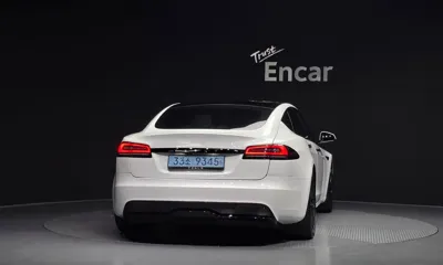 Tesla Model S 2024, 20959 км, за 88000000 KRW