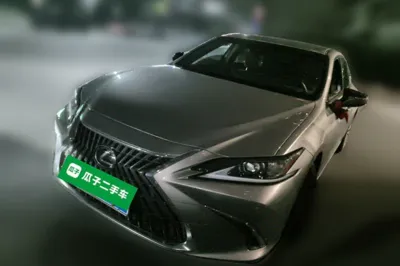 Lexus ES · 2023 год