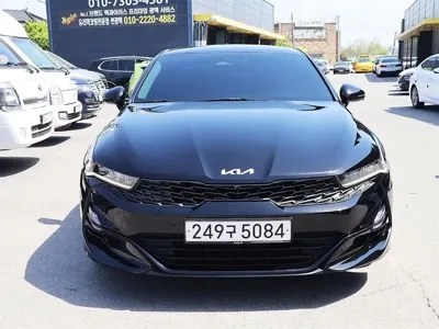 Kia K5 · 2023 год