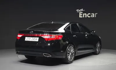 Hyundai Grandeur 2013, 183726 км, за 3500000 KRW