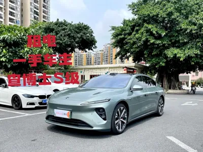 Nio ET7 · 2022 год