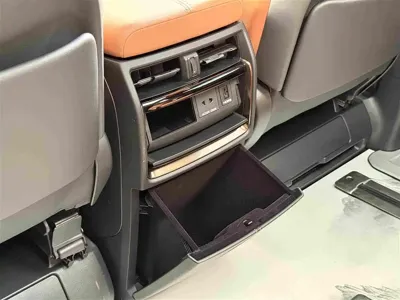 Toyota Vellfire 2024, 22000 км, за 753000 CNY - фото 12