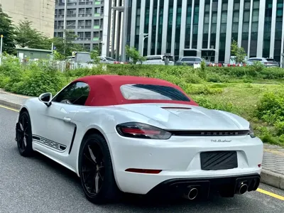 Porsche 718 2018, 21000 км, за 308000 CNY - фото 8