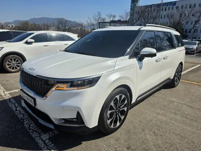 Kia Canival · 2022 год