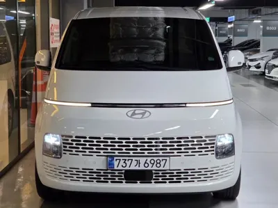 Hyundai Staria 2025, 16400 км, за 36990000 KRW