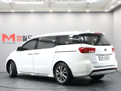 Kia Canival 2016, 125053 км, за 12990000 KRW