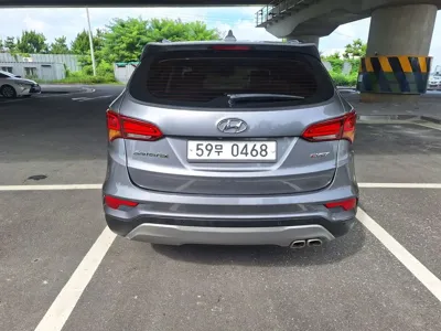 Hyundai Santafe 2017, 198207 км, за 12600000 KRW