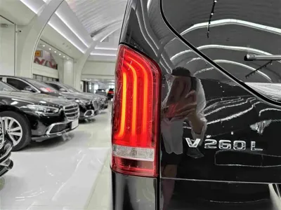 Mercedes-Benz V-Class 2023, 43200 км, за 335000 CNY - фото 31