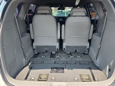 Kia Canival 2018, 80773 км, за 13000000 KRW - фото 9