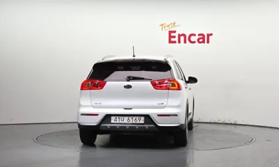 Kia Niro 2018, 242278 км, за 8000000 KRW