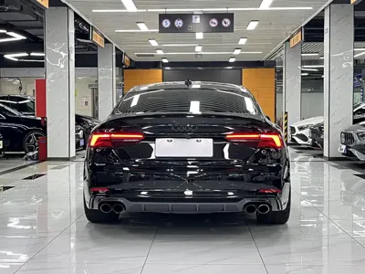 Audi S5 2019, 68000 км, за 168800 CNY
