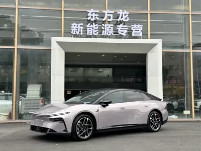 Xpeng P7+ · 2024 год