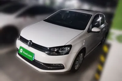 Volkswagen Polo 2016, 64500 км, за 38123.01 CNY - фото 1