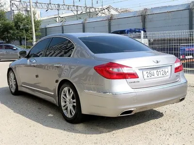 Hyundai Genesis 2012, 85538 км, за 6400000 KRW - фото 2
