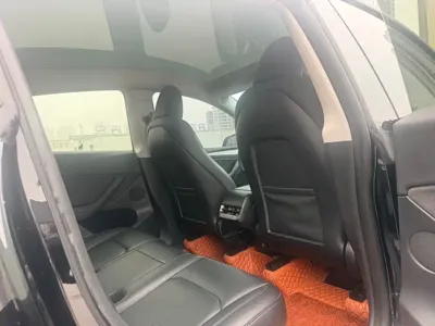 Tesla Model Y 2024, 70000 км, за 163800 CNY - фото 6