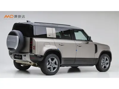 Land Rover Defender 2022, 68000 км, за 490000 CNY