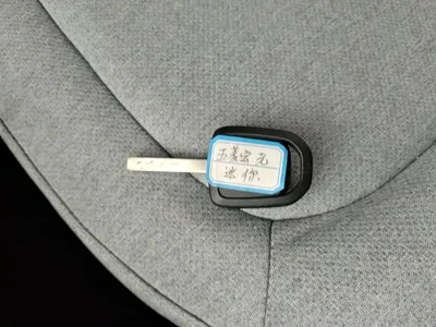 Wuling MINIEV 2022, 24100 км, за 21500 CNY - фото 9