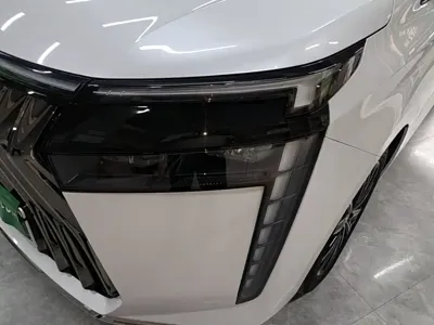 GAC Motor 传祺E8 PHEV 2024, 23600 км, за 145000 CNY - фото 24