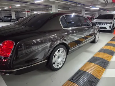 Bentley Flying Spur 2011, 62800 км, за 31500000 KRW - фото 9
