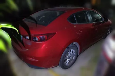 Mazda Mazda 3 Axela 2017, 74900 км, за 37925.87 CNY - фото 6