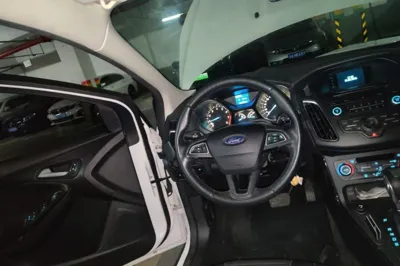 Ford Focus 2015, 42300 км, за 27735.71 CNY - фото 10