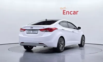Hyundai Avante 2013, 73954 км, за 6690000 KRW - фото 2