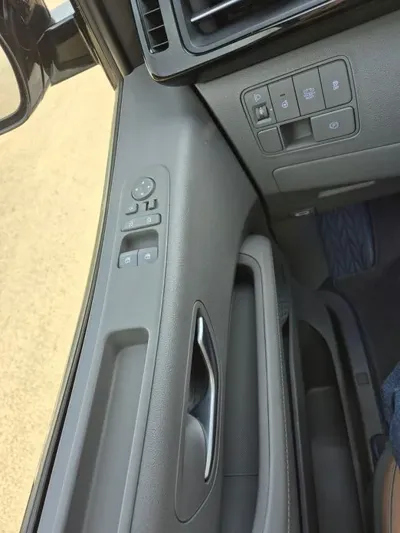 Hyundai Staria 2025, 10927 км, за 49500000 KRW - фото 8