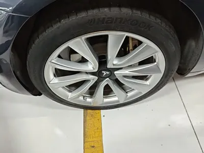 Tesla Model 3 2020, 60500 км, за 97300 CNY - фото 23