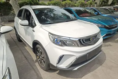 Geely Auto Vision X3 2017, 88500 км, за 39547.15 CNY - фото 3