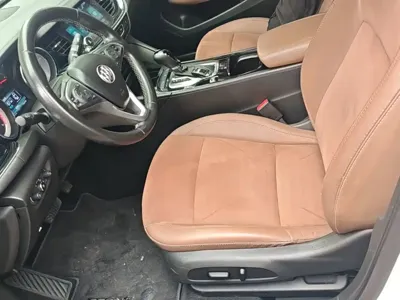 Buick Regal 2019, 49300 км, за 55700 CNY - фото 15