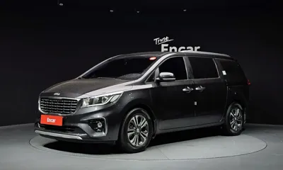 Kia Canival · 2019 год