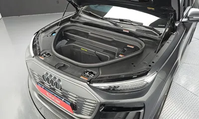 Audi Q6 e-tron 2025, 16048 км, за 65500000 KRW - фото 6