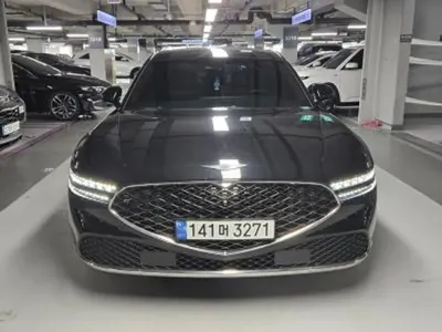 Genesis G90 · 2022 год