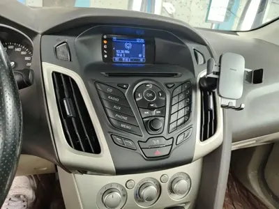 Ford Focus 2015, 138900 км, за 14300 CNY - фото 20