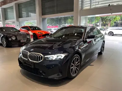 BMW 3 Series · 2023 год