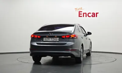 Hyundai Avante 2018, 61358 км, за 10800000 KRW