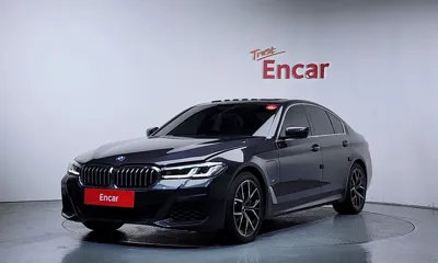 BMW 5-Series · 2021 год