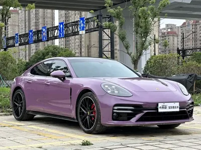 Porsche Panamera 2023, 29000 км, за 650000 CNY