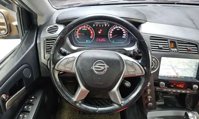 KG_Mobility_Ssangyong KORANDO 2016, 163018 км, за 6500000 KRW - фото 13