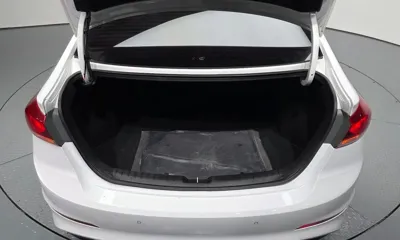 Hyundai Avante 2018, 58331 км, за 9500000 KRW - фото 20