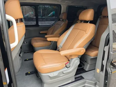 Hyundai Staria 2025, 960 км, за 62000000 KRW - фото 8