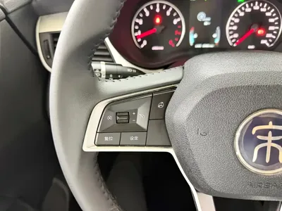BYD MAX 2022, 40000 км, за 69800 CNY - фото 21