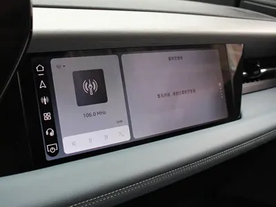 Audi 奥迪Q6L e-tron 2025, 5600 км, за 256000 CNY - фото 11