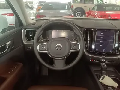 Volvo XC60 2019, 62699 км, за 130051.1 CNY - фото 14